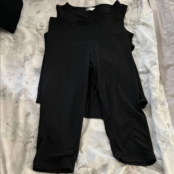 Kindred Bravely Elegant Black Pajama Set - Picture 3 of 3